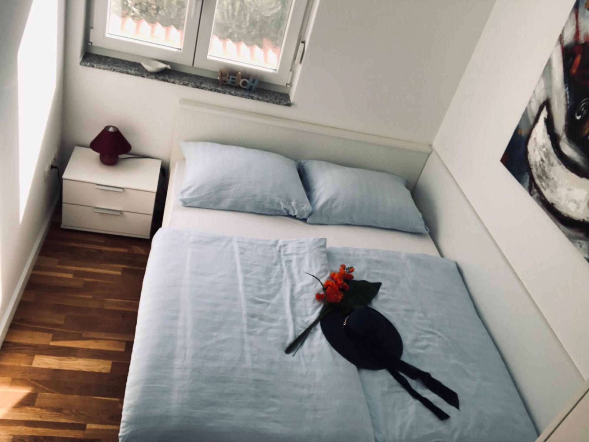 Apartment Lea Nin Buitenkant foto